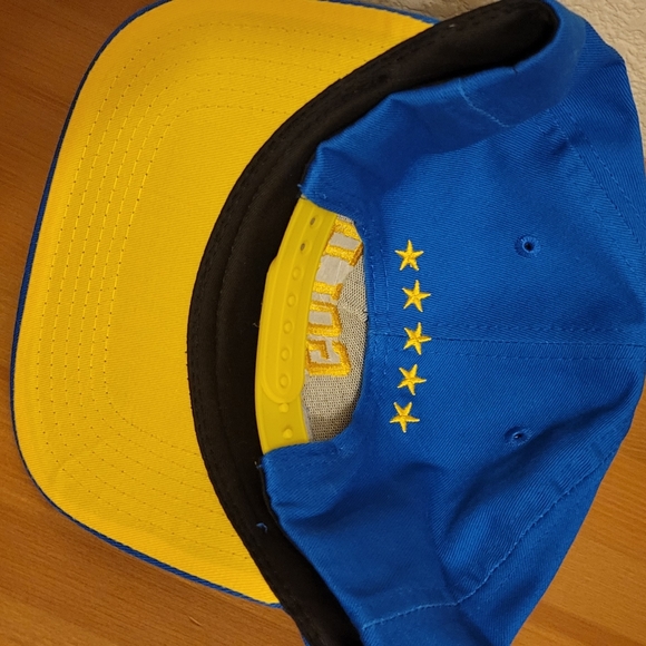 Adapt snapback hat - Picture 3 of 3